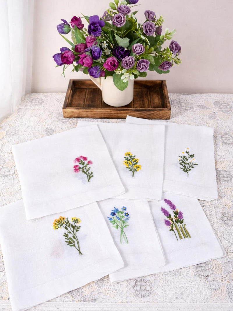 Embroidered wild flower Napkins, Heirloom easter table decor, cottage core , backyard Wedding , house warming, gift sets house warming flower