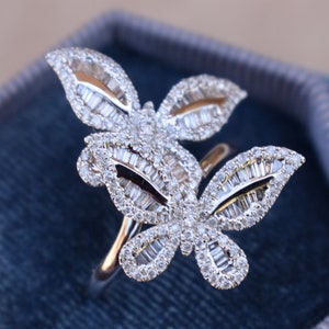18K white gold butterfly diamond ring with double butterfly design