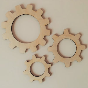 Wooden gear-style weaving loom frames, set of 3 with circular openings