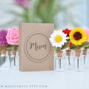 Kraft mini matchbox gift with 'Mom' label and felt daisies and sunflower flowers