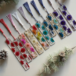Personalized resin flower bookmarks, assorted colors