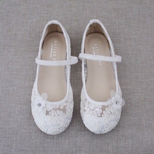 White crochet lace Maryjane flats with white flower appliques