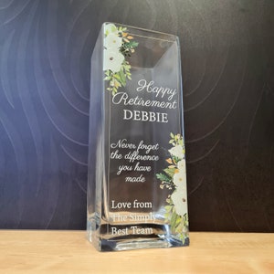 Personalised glass flower vase with engraved retirement message and floral border