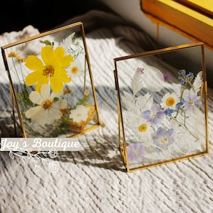 Pressed Flower Frame | Custom Pressed Flower Art | Dried Flower Art | Handmade Wall Decor | Wedding Decor |Valentines Day Gift- Gift for Her