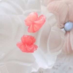 Pink shell lotus flower bead pair, 13 mm, DIY jewelry
