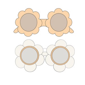 Flower-shaped cookie cutter set with two round floral cutters