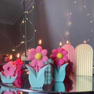 Flower Daisy Soy Wax Candle SET | Big and Baby Flower Set | Spring | Cute Gift | Choice of Colour, Scent | Fast Delivery | Perfect for Gifts