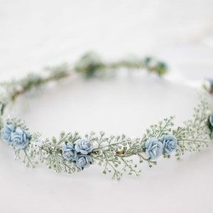 Blue floral headband crown with small sprigs and blue roses