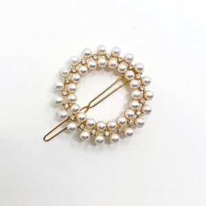 Pearl and gold circular hair clip with beaded faux pearl ring and barrette clasp