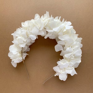 White flower headband with hydrangea blooms