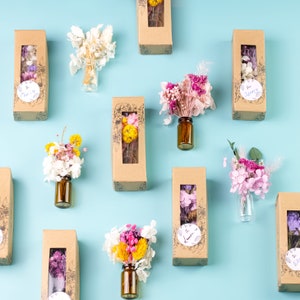 Mini Bouquets mit Miniatur Vase und Geschenkverpackung - Trockenblumen Geschenk fŸr Ostern und zum & Muttertag - Geschenk Klein