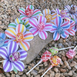 Colorful striped flower lollipop holder with heart center and stick, Valentine gift