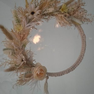 Macrame dried flower wreath with pampas-like beige accents