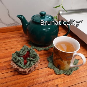 Brunaticality crochet succulent coasters set, dark green succulent shapes
