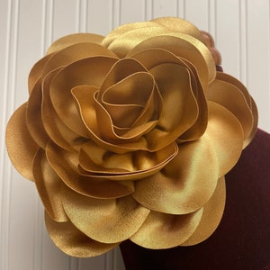 Large gold silk flower brooch pin with layered petals, decorative hair accessory
