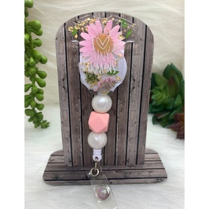 I Love Tiny Humans Badge Reel/Dried flower