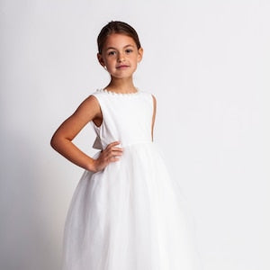Girls white sleeveless tulle dress with lace-trim bodice and full skirt