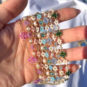 Beaded Flower Bracelet, Daisy Bracelet, Colour Floral Bracelet, Aesthetic Flower Bracelet, Bridgerton Jewellery, Gift for Her, Birthday Gift
