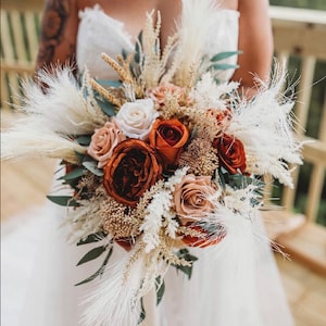 Pampas grass bouquet ,Burnt orange bouquet, ivory,beige ,bridal bridesmaids bouquet,beach wedding,boho bouquet, summer fall wedding