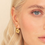 Flower Hoop Earrings ¥ Daisy Flower Earrings  ¥ 18K Gold Plated Earrings ¥ Gift For Her ¥ Flower Drop Earrings ¥ Dainty Earrings ¥ Gift