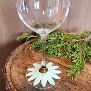 Unique and original hand painted wine glass! Ideal to give as a birthday or hostess gift. 20oz size.