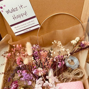 Dried flower wreath kit with wire frame, assorted everlasting blooms, and twine