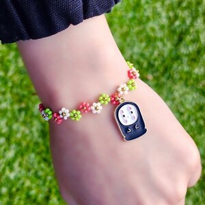 Spirited,zigzag Chihiro flower Bead bracelet, anime creature inspired, handmade beaded daisy bracelet, Anime Jewelry