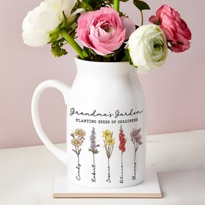 Custom Grandmas Garden Flower Vase, Grandma Flower Vase, Birthflower Vase, Custom Grandkid Name Flower Vase, Mothers Day Gift, Grandma Gift