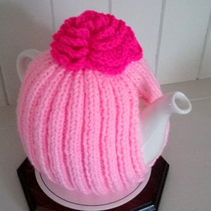 Teapot Cozy - 6-8 cup - Medium Teapot - Free delivery UK - Pink Teapot Cozy - Knitted
