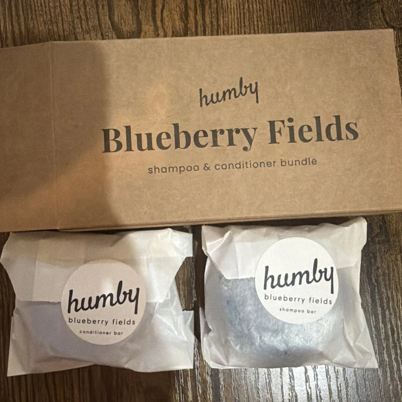 Humby Organics  2 pieces Blueberry Fields Shampoo & Conditioner Bars Bouquet