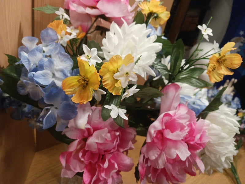 Artificial Silk flowers 1 Full Bunch Peony Hydrangea Mum White Pink Blue Yellow Hydrangea
