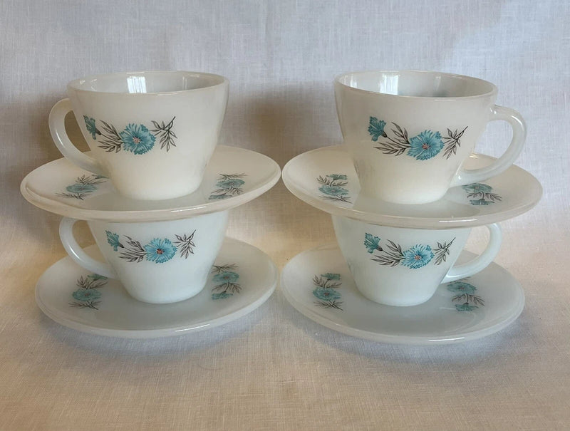 Vintage Fire King Bonnie Blue Carnation Set of 4 Cups and 4 Saucers Excellent! Carnation