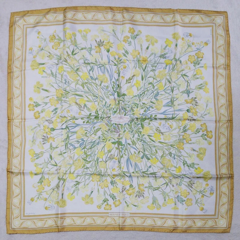 Hermes Scarf 90x90 Floral Carnation Narcissus Pattern Fashion Accessory Carnation