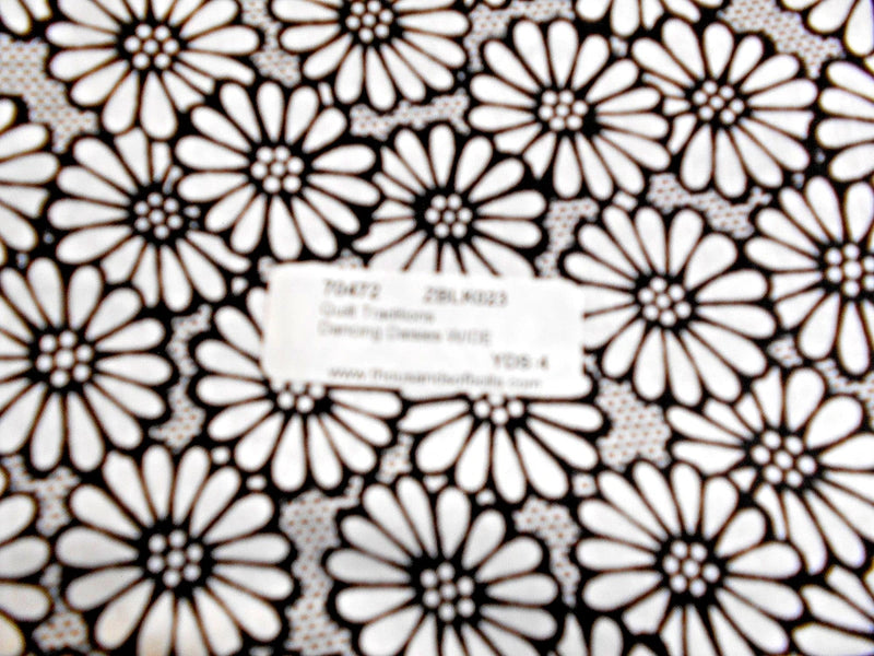 QUILTER'S CHOICE "DANCING DAISIES"#ZBLK023 "108 INCH QUILT BACKING GOLD   BTY Flowering Plants