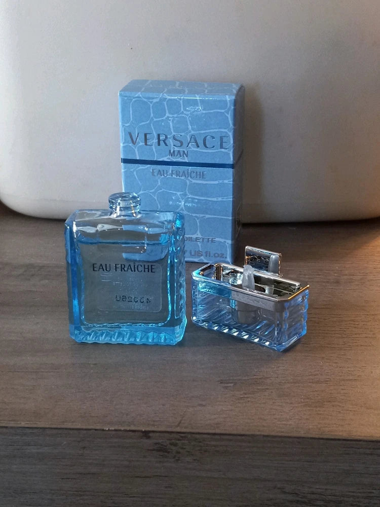 Versace Man Eau Fraiche EDT Splash Mini 0.17 Oz 5ml EDT