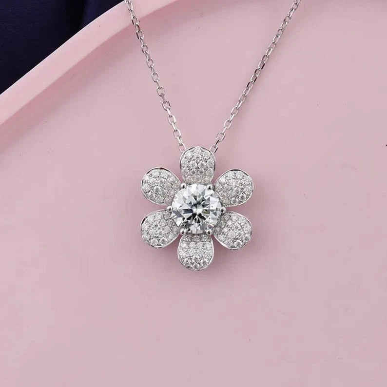 Floral Inspired Pendant Necklace 2.10TCW Round Moissanite Sunflower Style Gifts Sunflower