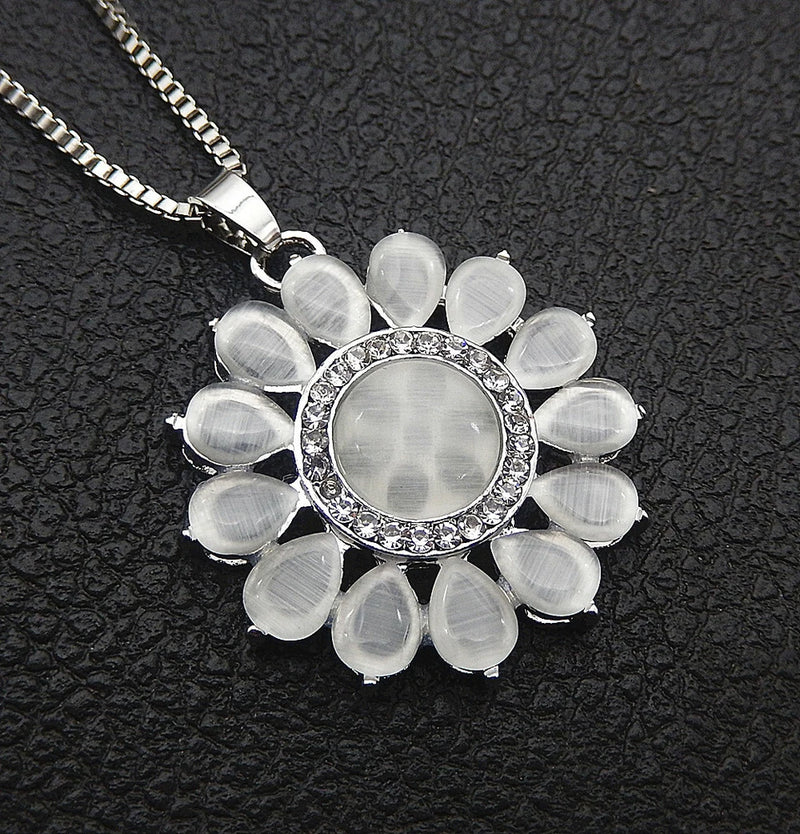 Fashion White Opal Crystal Sunflower Pendant Sweater Necklace Sunflower