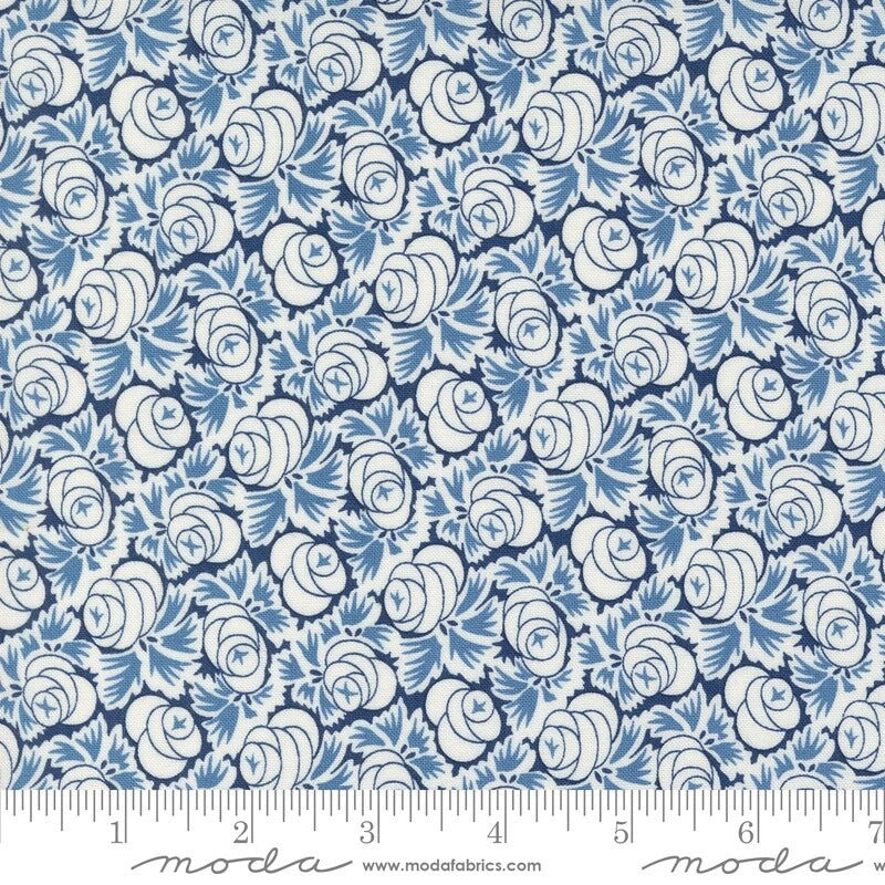 Denim and Daisies Oklahoma Rose Midnight Jeans by Fig Tree for 1/2 YD 35384 18 Flowering Plants