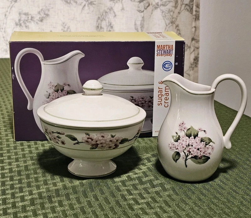 Martha Stewart Everyday Pink Hydrangea Covered Sugar & Creamer Set 2003 NOS Hydrangea