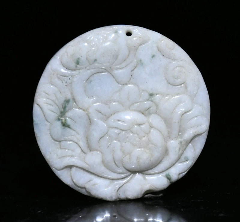 1.8''Chinese  Natural Emerald Jadeite Peony Flower Yubi Yu Bi Amulet Pendant Peony