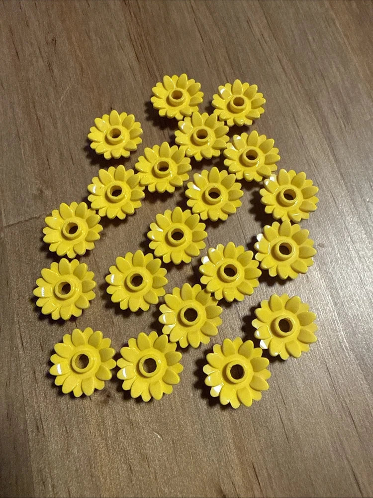 LEGO- NEW- #6901-YELLOW-FLOWER ROUND/16 PETALS/SUNFLOWER-20 PIECES Sunflower