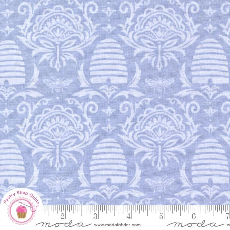 Moda HONEY LAVENDER 56082 29 Purple Lilac BEEHIVE Deb Strain Quilt Fabric Flowering Plants