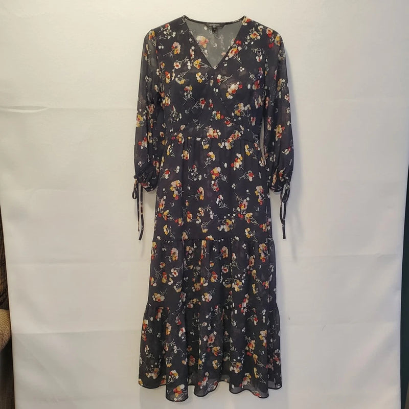 Madewell Dress Women XS Black Sheer Button Front Tier Midi Floral Carnation Carnation