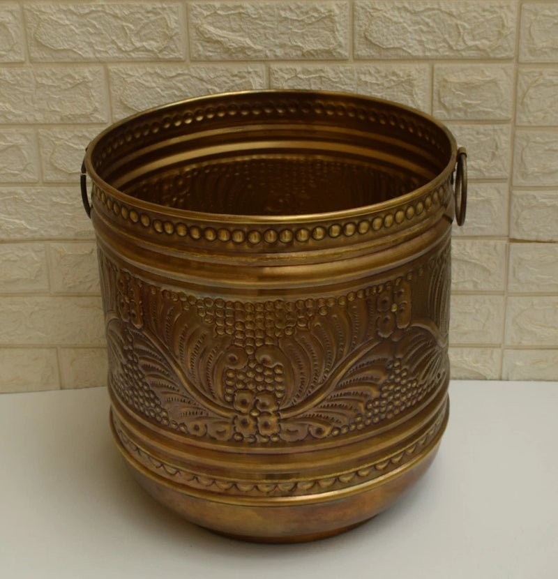 Handmade Brass Planter Bucket with round handles, Gardening & Plants, Flower Pot Garden Plants