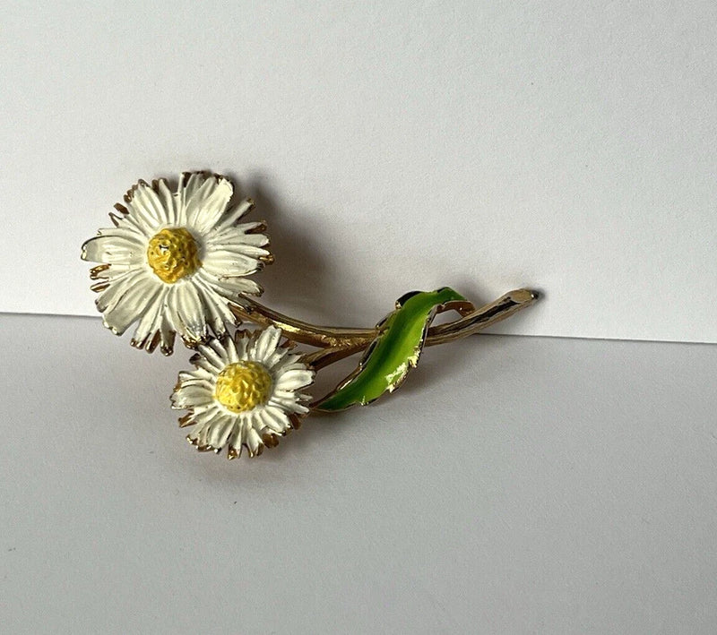Vintage Spring Sun Flower With Stem Pin Brooche Metal Size 2 x 3 Inches Sunflower