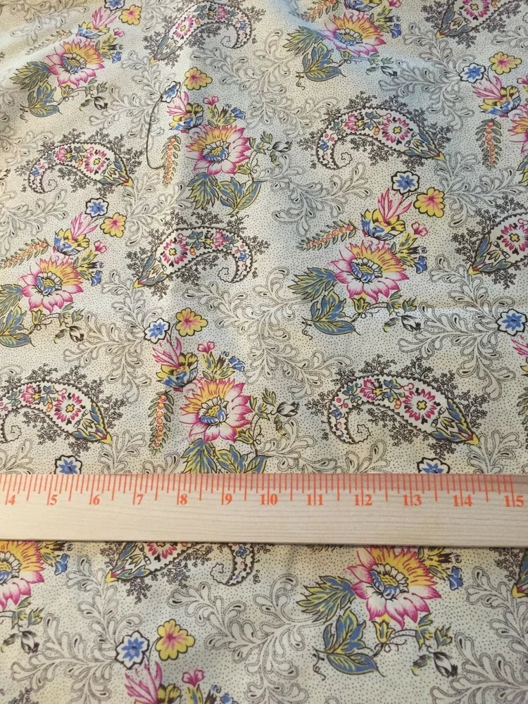 Paisley & floral cotton print fabric with beige background1 yd 19" x 48" Flowering Plants
