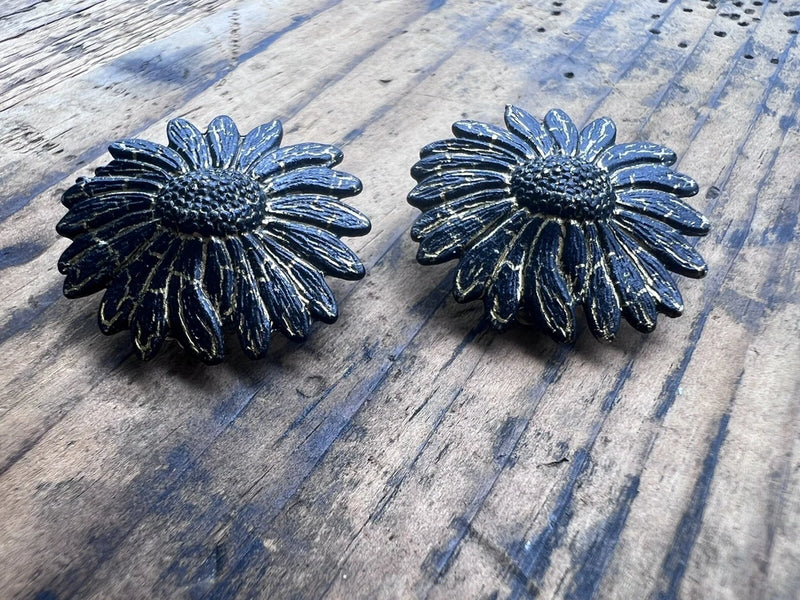 Vintage Gold Tone Floral Sunflower Petals Clip-On Earrings Sunflower