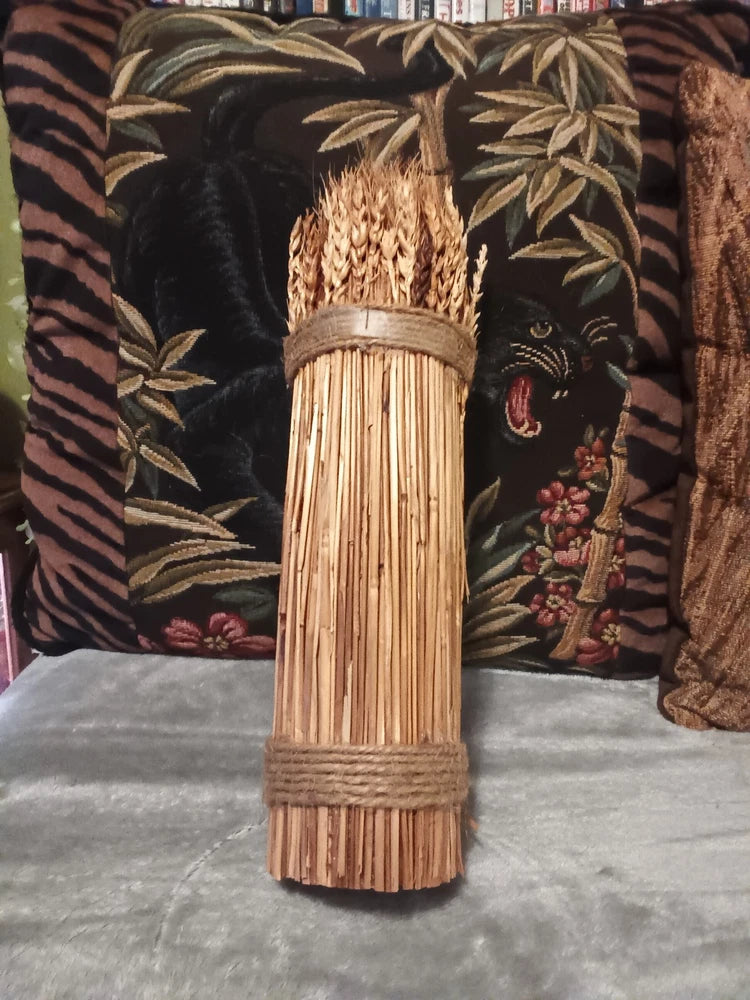 Dried wheat bundle with twine tie