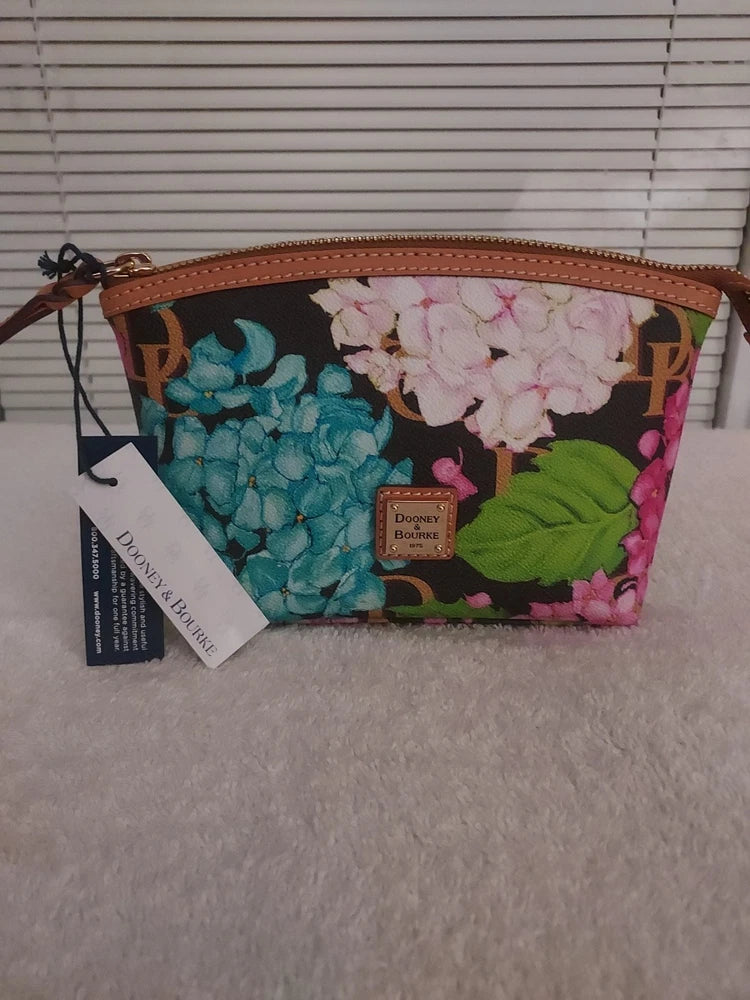 NWT DOONEY  & BOURKE BLACK HYDRANGEA MONOGRAM COSMETIC BAG #2 Hydrangea