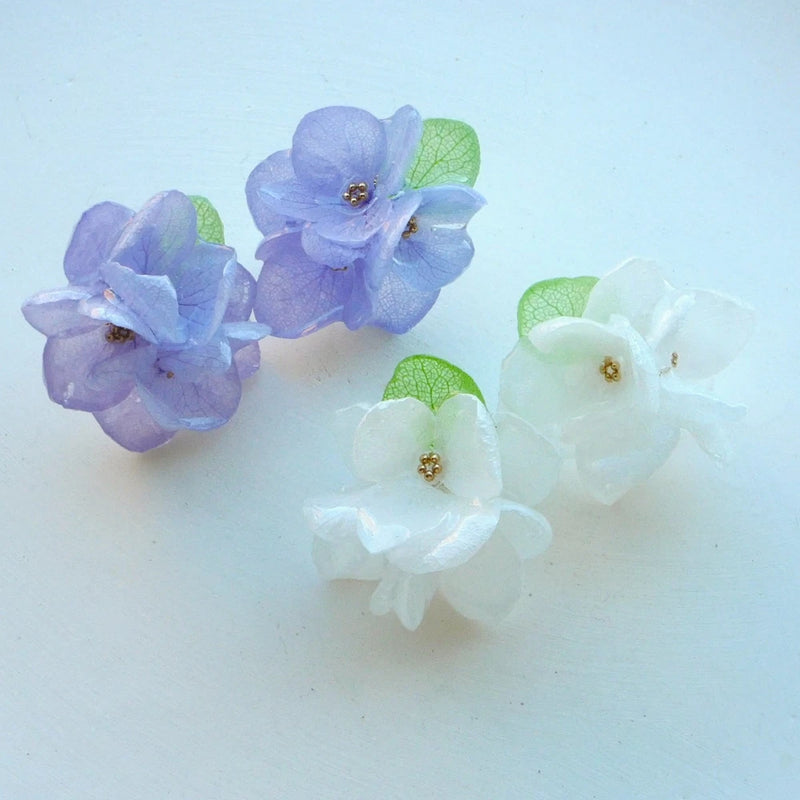 Real Flower Stud Earrings (Purple/White) - Resin Coated Hydrangea Earrings Hydrangea
